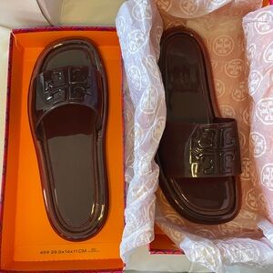 SOLD- Tory Burch burgundy slides